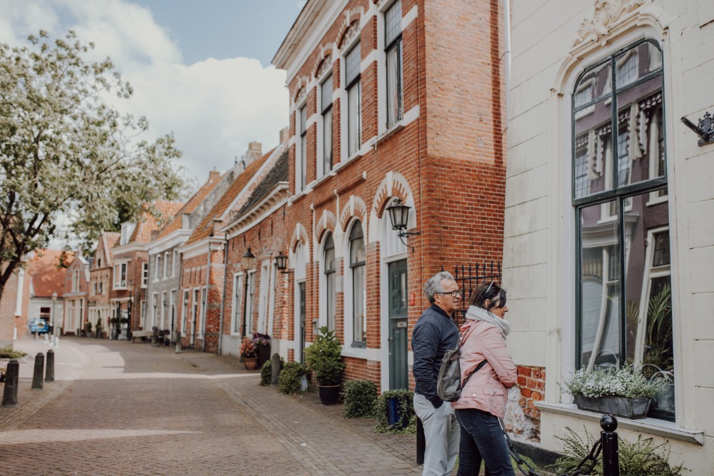 Uit Delfzijl