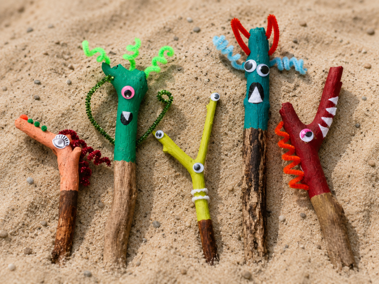 Workshop takkenbeesten maken — natuur in Makkum