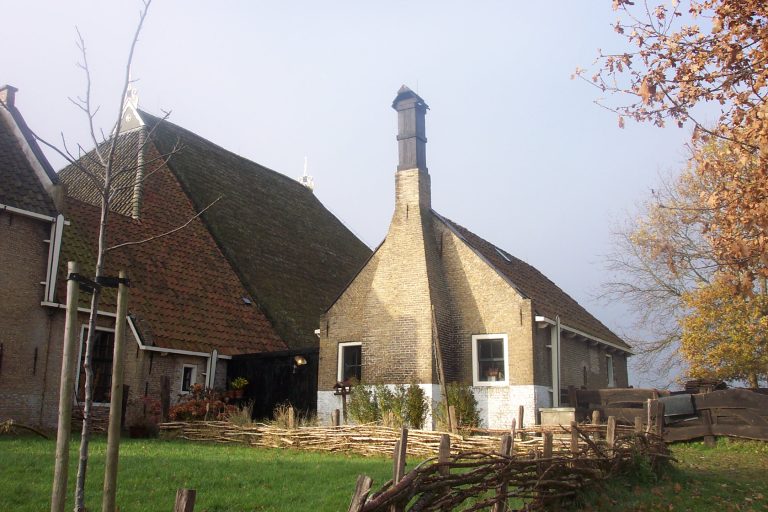 Lezing ‘It Fryske boerehiem’ door historicus Wiebe Hoekstra bij Mar en Klif — lezing in Oudemirdum